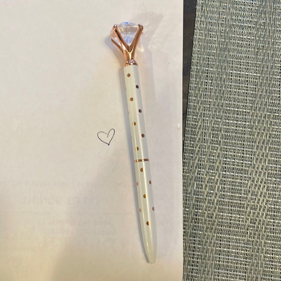 #60 NWT White and Rose Gold Polka Dot Pen with Diamond Jewel Top - Picture 4 of 16
